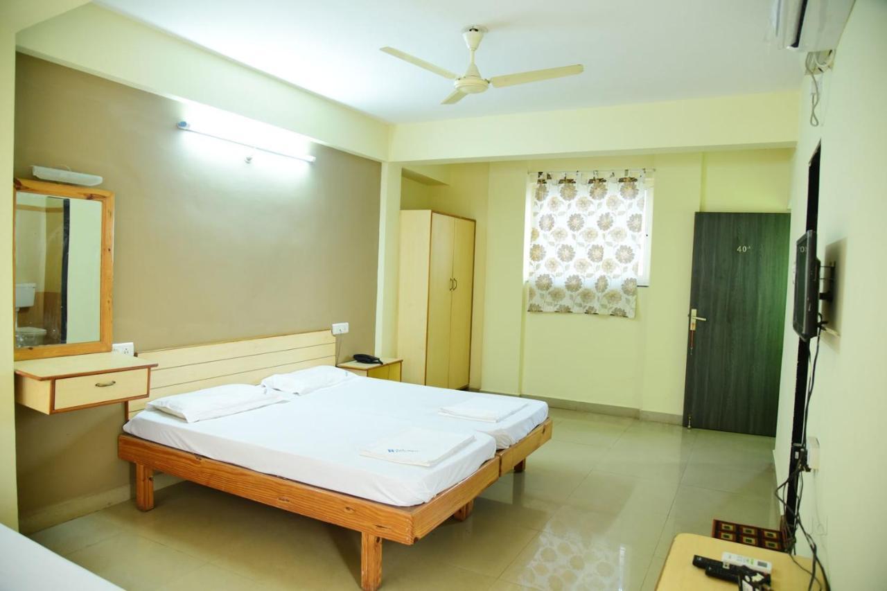 Hotel Rukmini Vāsco Da Gāma Exterior foto